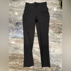Lululemon base pace 23” 6